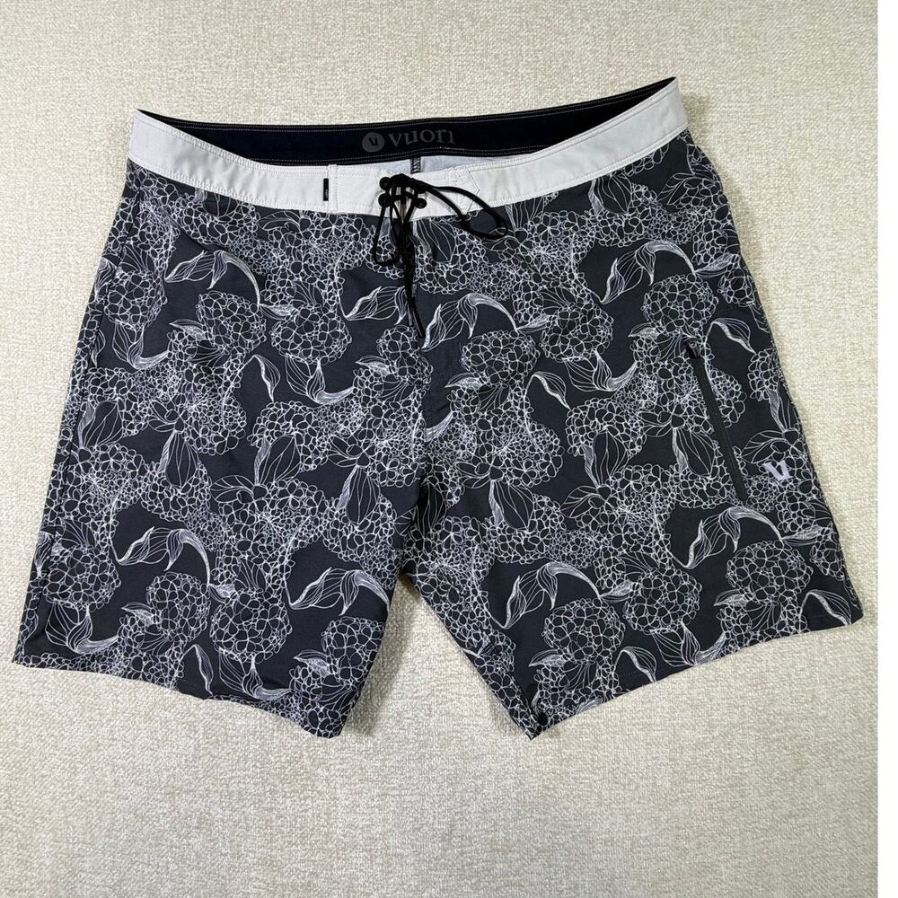 Vuori Men's Gray 38 Infinity Zip Pocket Drawstring Beach Board Shorts Swimwear